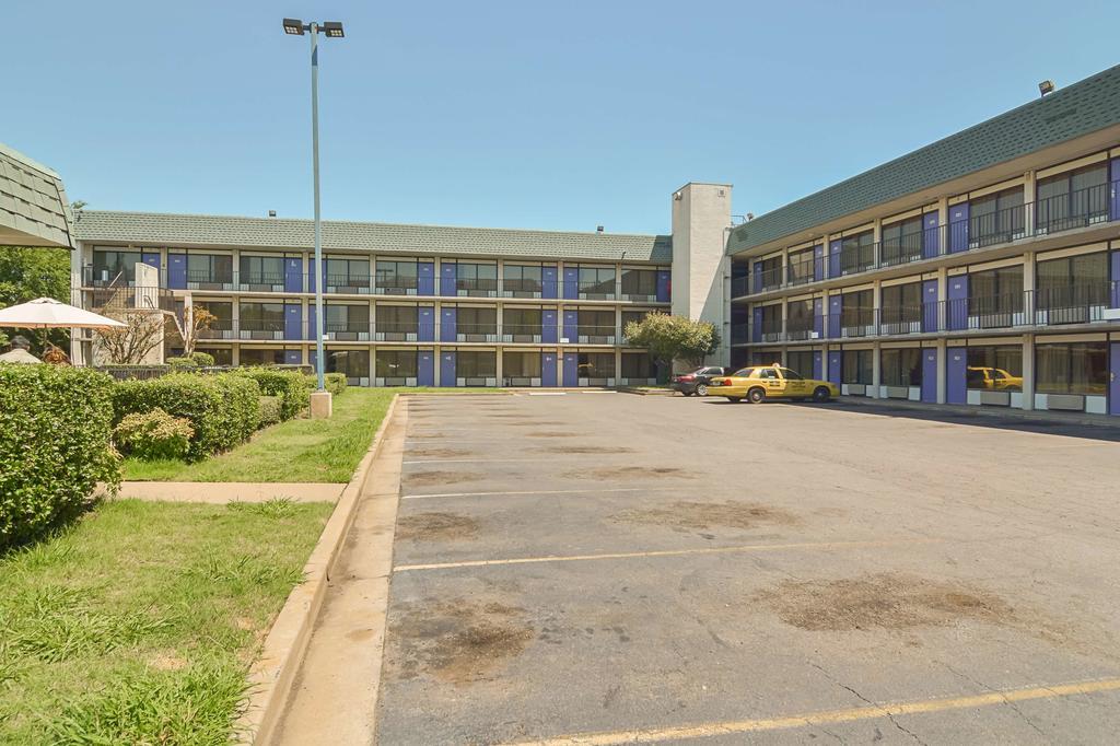 Motel 6-Little Rock, Ar - West Exterior photo